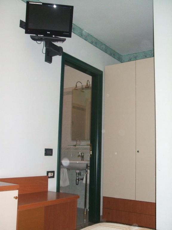 Hotel Kristall Loiano Room photo