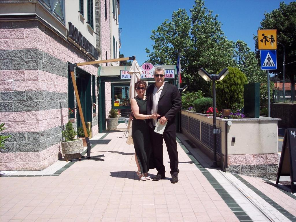 Hotel Kristall Loiano Exterior photo